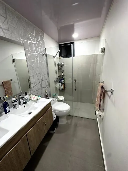 Premium Space In Santiago- 5 Min Away From Airport 산티아고 데 로스 카바예로스