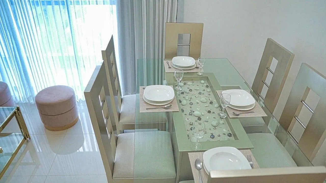 Premium Space In Santiago- 5 Min Away From Airport 산티아고 데 로스 카바예로스 아파트
