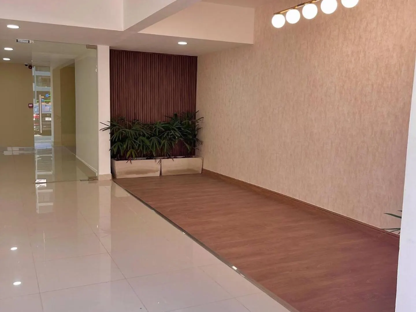 Premium Space In Santiago- 5 Min Away From Airport 산티아고 데 로스 카바예로스 0*,